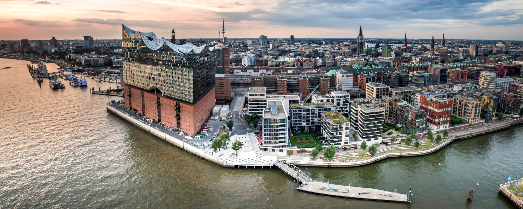 [Translate to English:] Interim Manager Hamburg with Interim Aid